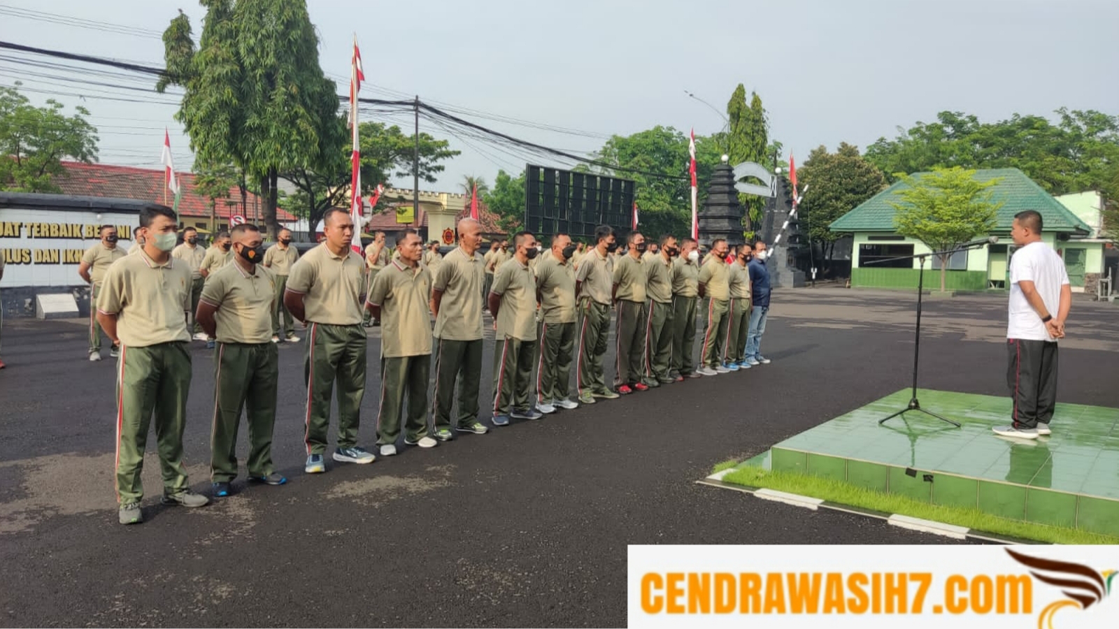 Dandim Surabaya Utara Pimpin Apel Olahraga Bersama dan Test Urine