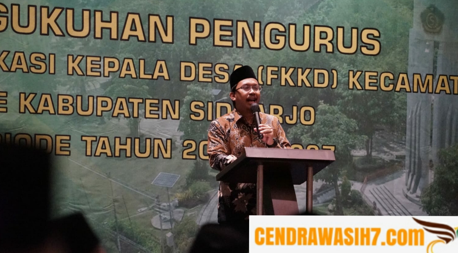 Resmi Dikukuhkan, Gus Muhdlor Beri Pesan Khusus untuk Pengurus FKKD yang Baru