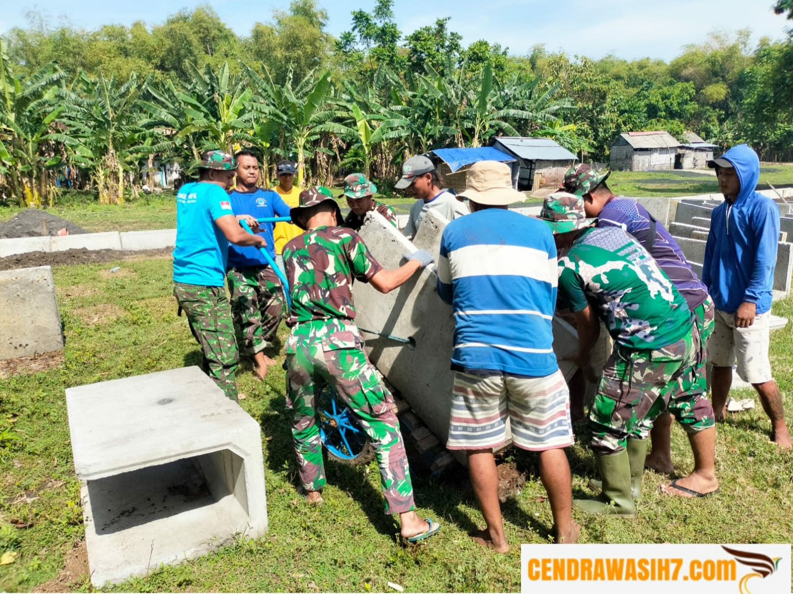 Pembuatan Saluran Irigasi Terus Dikebut Satgas TMMD Ke-115.