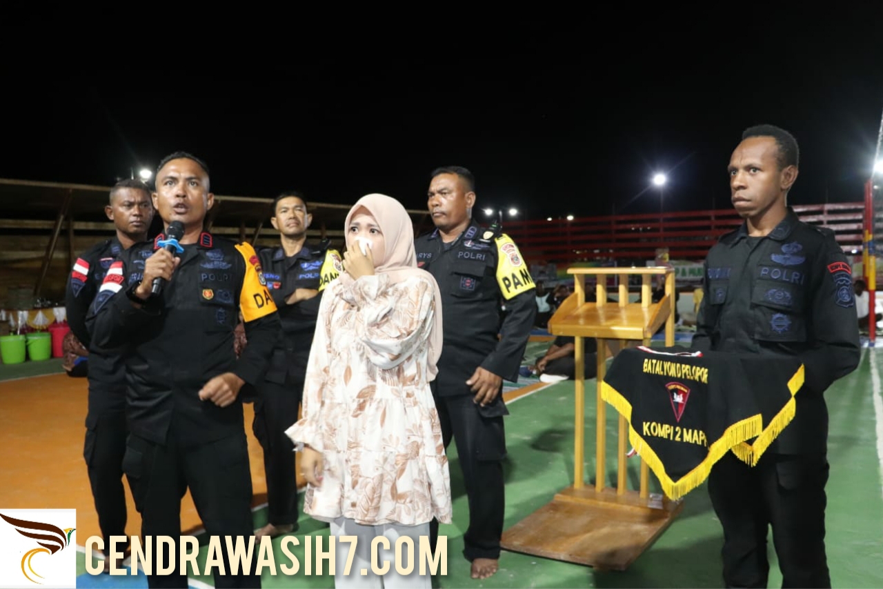 Mewakili Danyon D Pelopor Danki Brimob Mappi Meresmikan Lapangan Volly Soekarsan Di Mako Brimob Bade