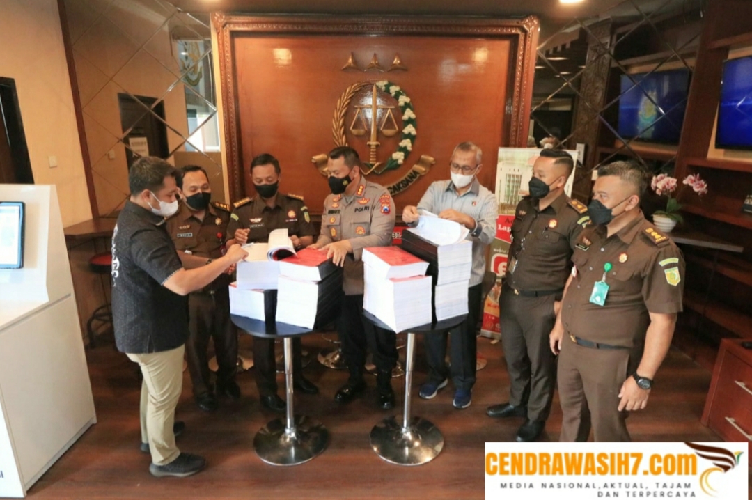 Polda Jatim Serahkan Berkas Perkara Tragedi Kanjuruhan ke Kejati Jatim