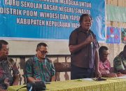 Kabid SD Yapen Buka Kegiatan Pelatihan Kurikulum Merdeka untuk Guru SD Negeri dan Swasta