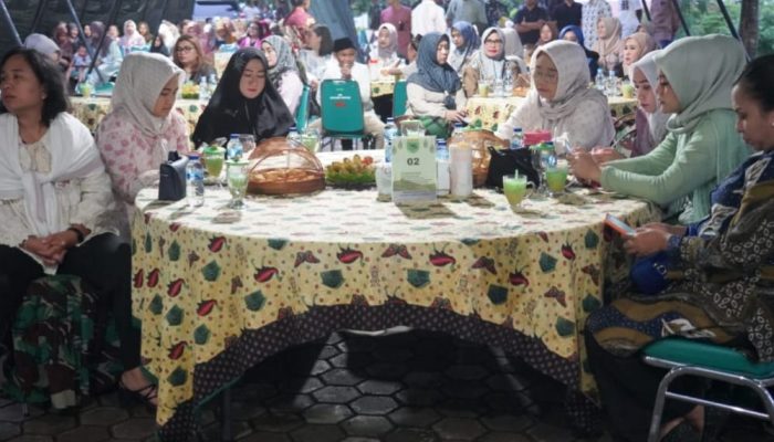 Pangdam Kasuari Buka Puasa Bersama dengan FKPPI, Pimpinan Media, Persit serta Prajurit dan PNS Kodam XVIII/Kasuari