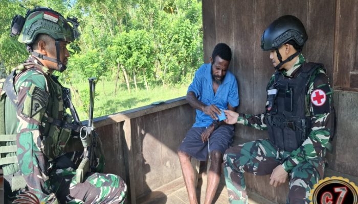 Satgas Yonif 642/Kps Tingkatkan Kualitas Kesehatan di Pedalaman Papua