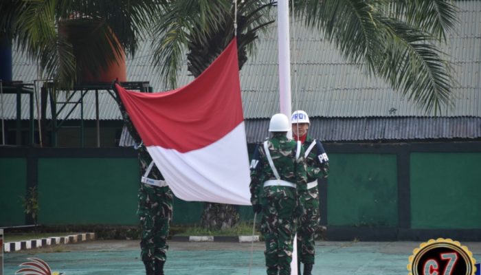 Danrem 181/PVT Pimpin Upacara Bendera 17-an di Korem 181/PVT : Tegaskan Komitmen Modernisasi dan Profesionalisme TNI AD