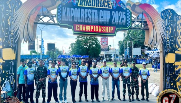 Tunjukkan Dukungan, Pasmar 3 Hadiri Pembukaan Road Race Kapolresta Cup 2025 Championship