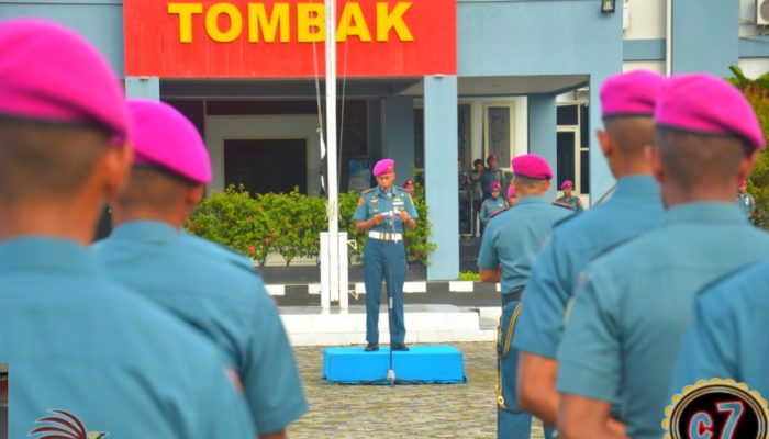 Pimpin Upacara 17-an, Dandenprov Pasmar 3 Bacakan Amanat Komandan Korps Marinir