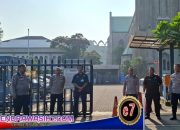 Polsek Sawah Besar Jamin Keamanan Dalam Giat Misa Minggu di Gereja Katedral
