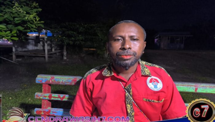 Petrus Wenggi dan Honorer Waropen Dukung Bupati FX. Mote, Siap Lawan Pemalsuan Data K2