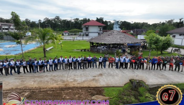 Kebersamaan Tanpa Batas, Fun Trail Pasmar 3 dan Koarmada III Taklukkan Alam Papua Barat Daya