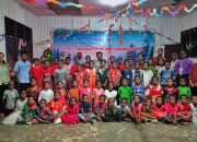 Kepsek SD Negeri Asai Sambut Natal dengan Berbagi Bingkisan untuk Guru dan Siswa.