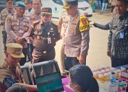 Syahrul Juaksha Pantou periksa pengemudi dalam Operasi Lilin Jaya