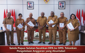 Sekda Papua Selatan Serahkan DPA ke OPD, Tekankan Pengelolaan Anggaran yang Akuntabel