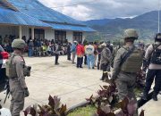 Aparat Gabungan Amankan Demo Warga di Ilaga Pasca Penangkapan Kalimak Wanibo  ‎