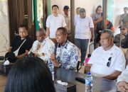 Gubernur Papua Selatan Temui Nakes yang Tinggalkan Distrik Usai Insiden Penembakan  ‎