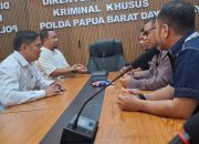 Brutal! Oknum Polisi Diduga Tikam Perempuan 8 Kali di Sorong, Keluarga Korban Tegaskan: Tak Ada Damai, Pelaku Harus Dipecat!