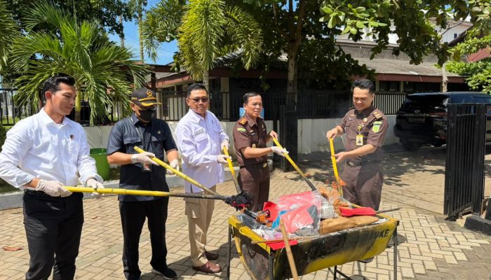 218 Barang Bukti Dimusnahkan Kejari Merauke, Sabu hingga Sajam Dilenyapkan