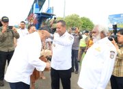 Dari Bandara ke Kampung Torai, Wamendes Resmikan Penerangan Jalan  ‎