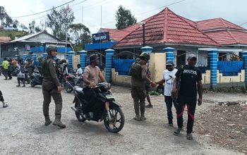 Aparat Sisir Sugapa, Satgas Damai Cartenz Pastikan Aktivitas Warga Aman