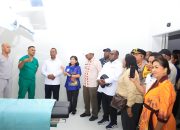 Perkuat Layanan Kesehatan Asmat, Gubernur Apolo Resmikan Ruang Operasi Modern dan Serahkan Emergency Boat